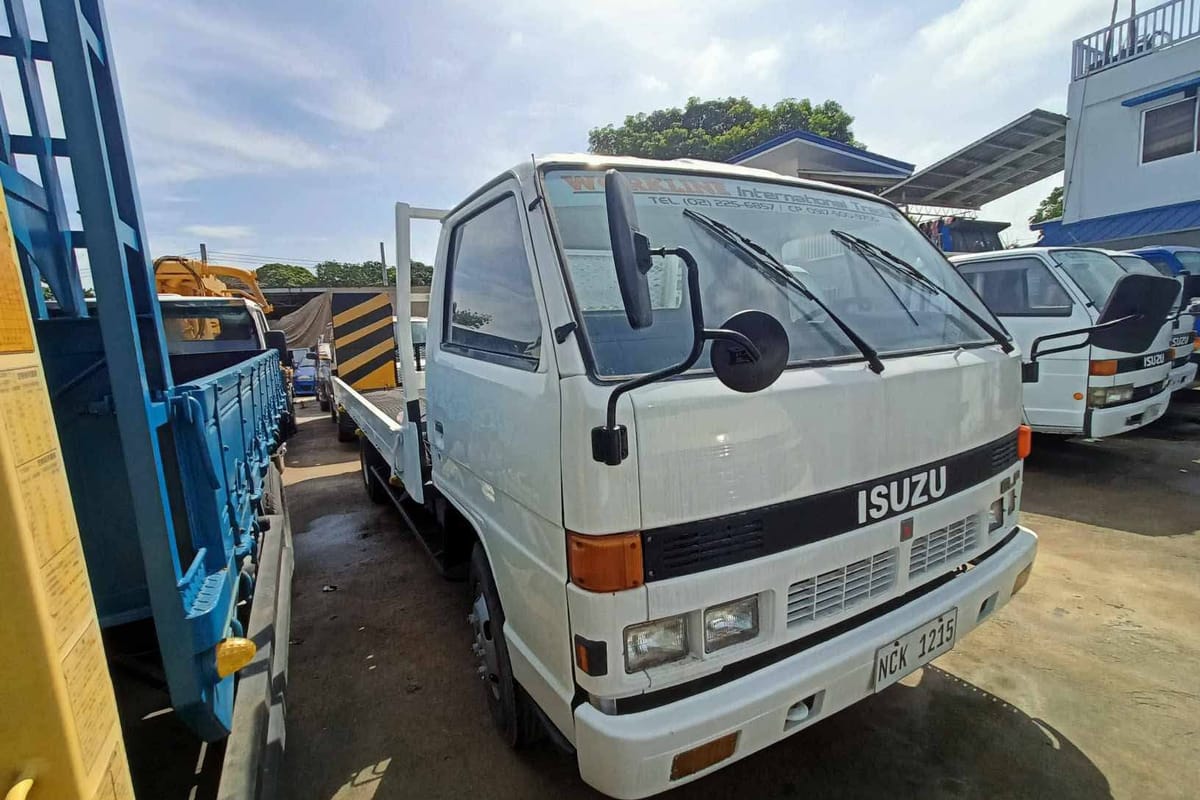 Isuzu Elf Self Loader 2002