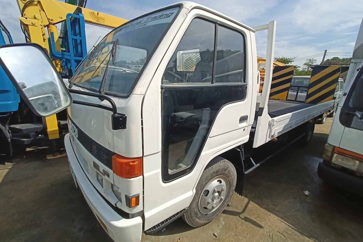 Isuzu Elf Self Loader 2002