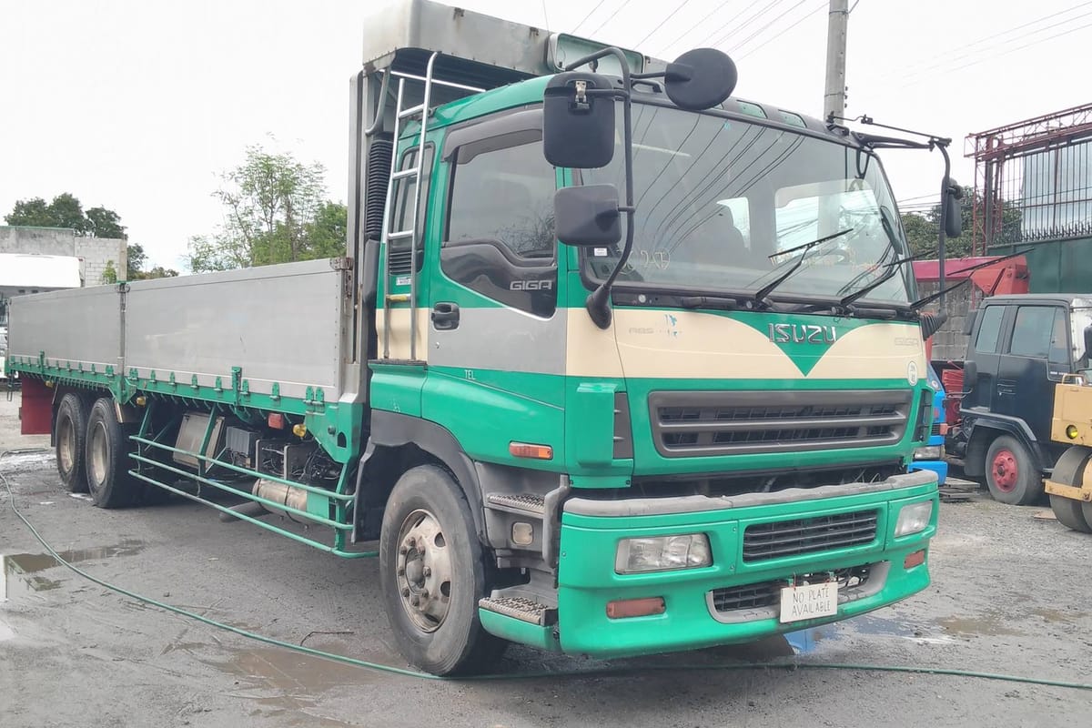 Isuzu Giga Dropside Truck 2016