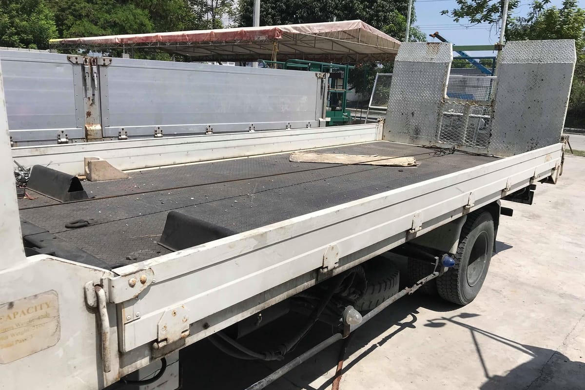 Nissan ARA Self Loader Truck 2016