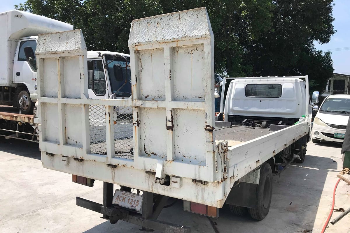 Nissan ARA Self Loader Truck 2016