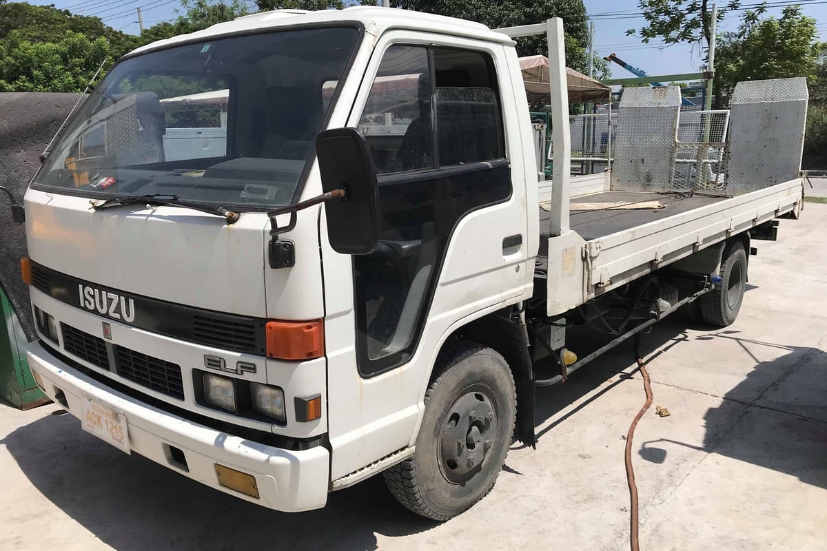 Nissan ARA Self Loader Truck 2016