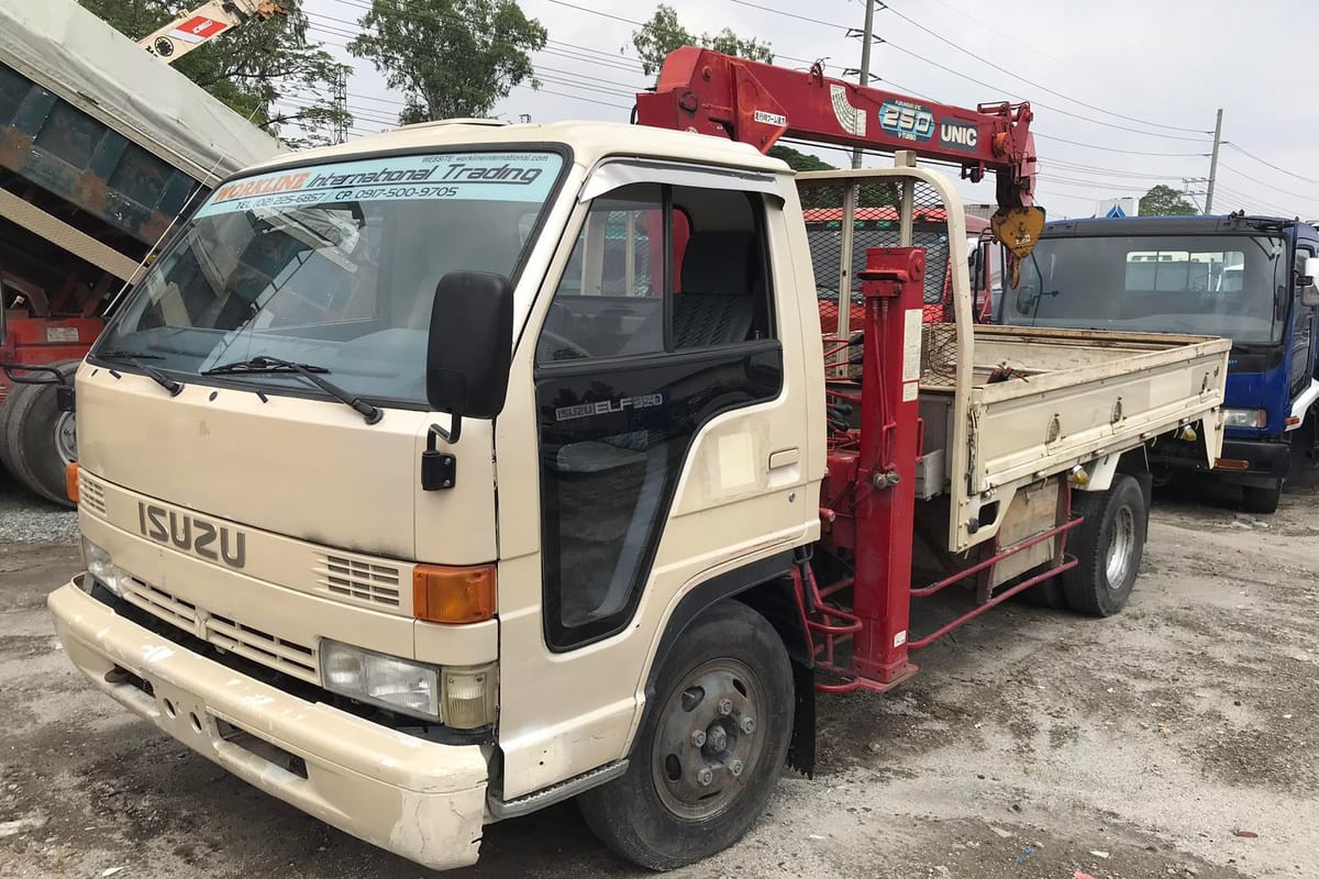 Isuzu Elf Dropside Truck W/ Crane 2019