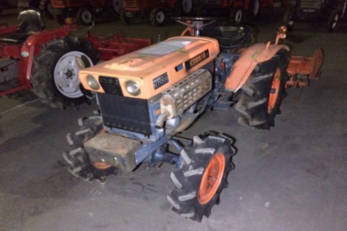 Kubota Tractor 70HP B7000