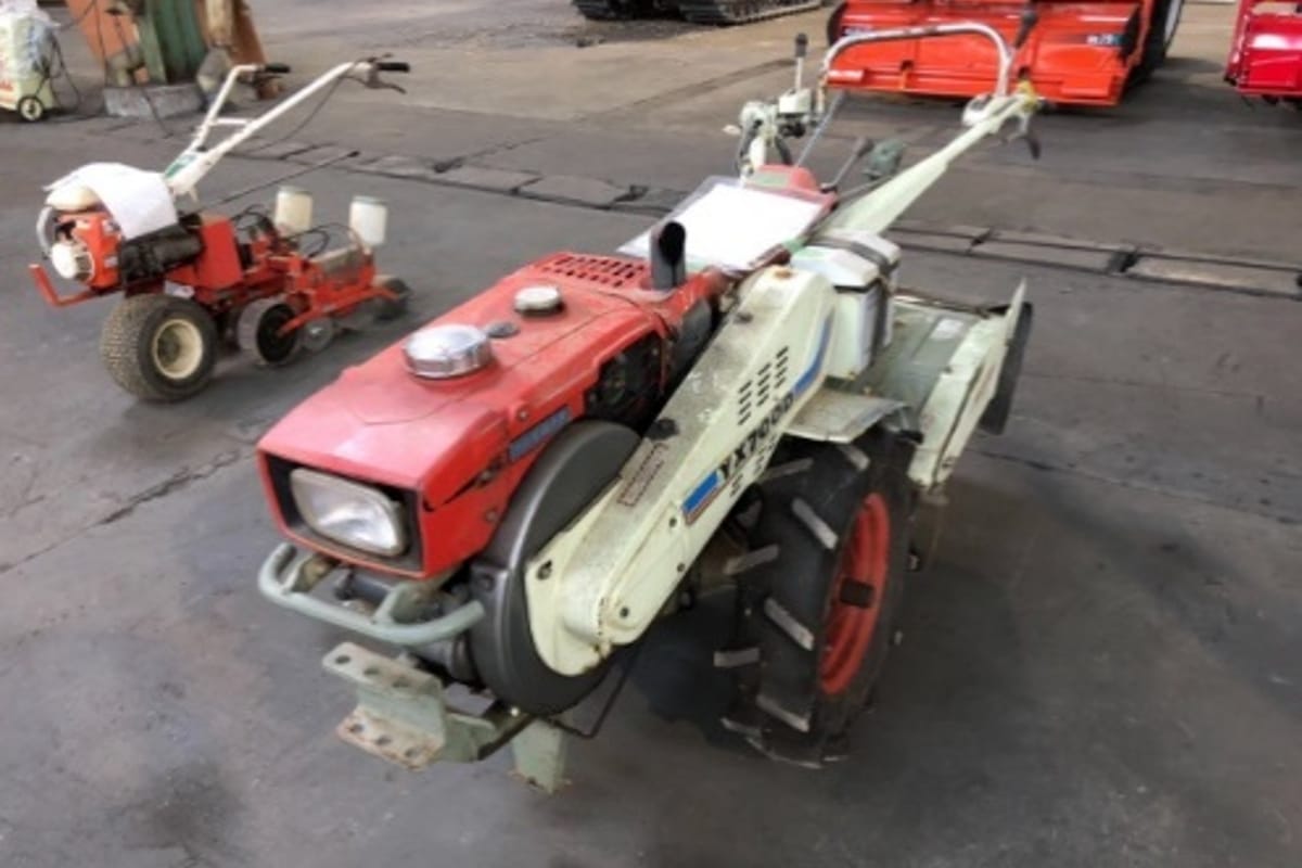 Yanmar Tractor YX700D