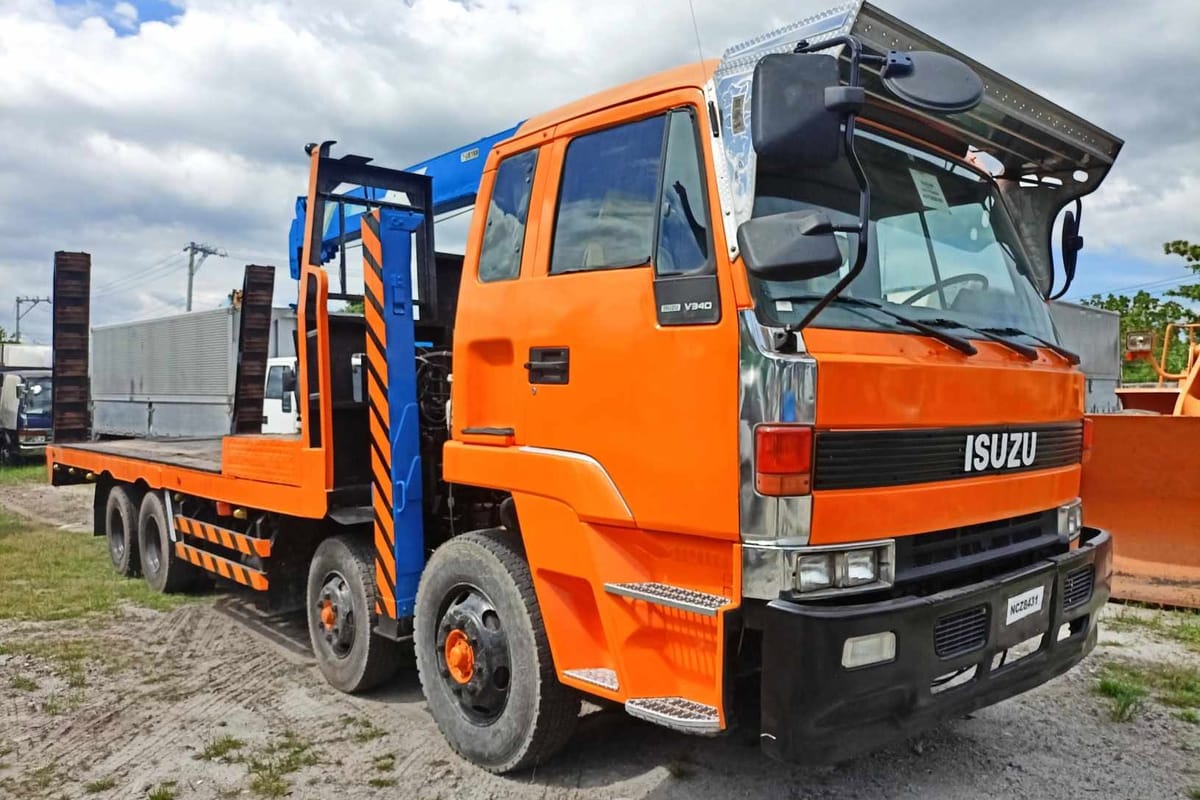 Isuzu Self Loader 2021