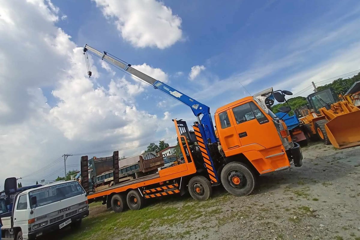 Isuzu Self Loader 2021