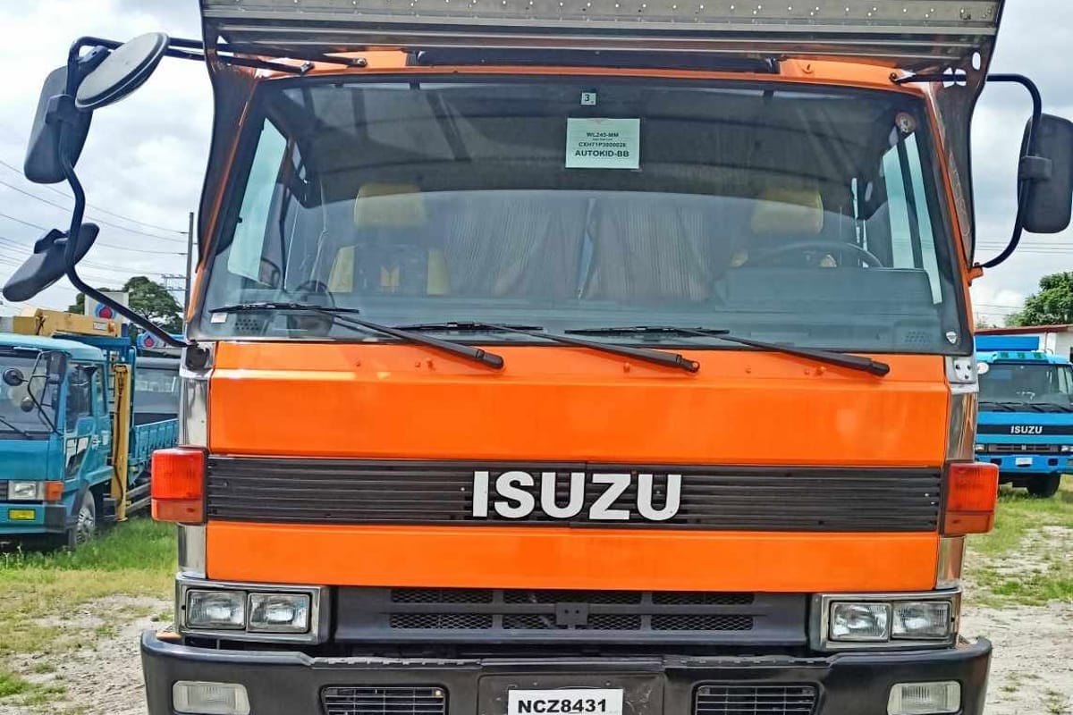 Isuzu Self Loader 2021
