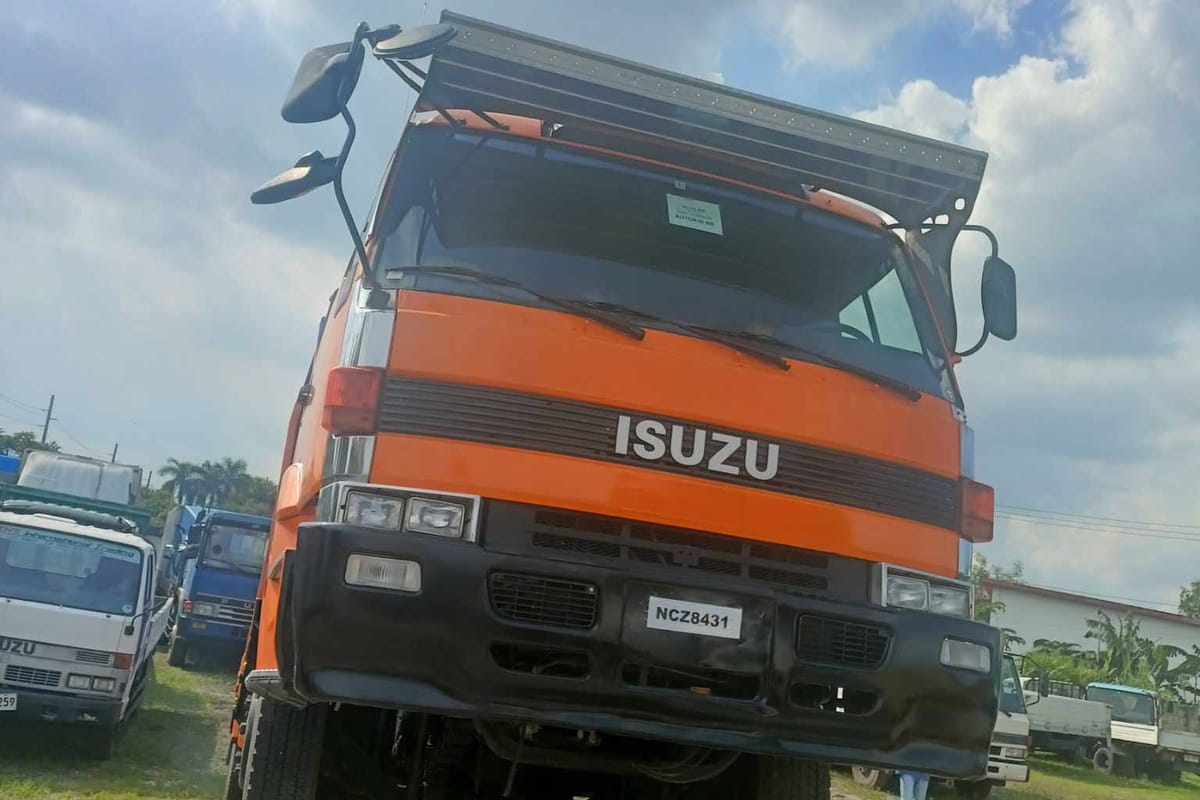 Isuzu Self Loader 2021