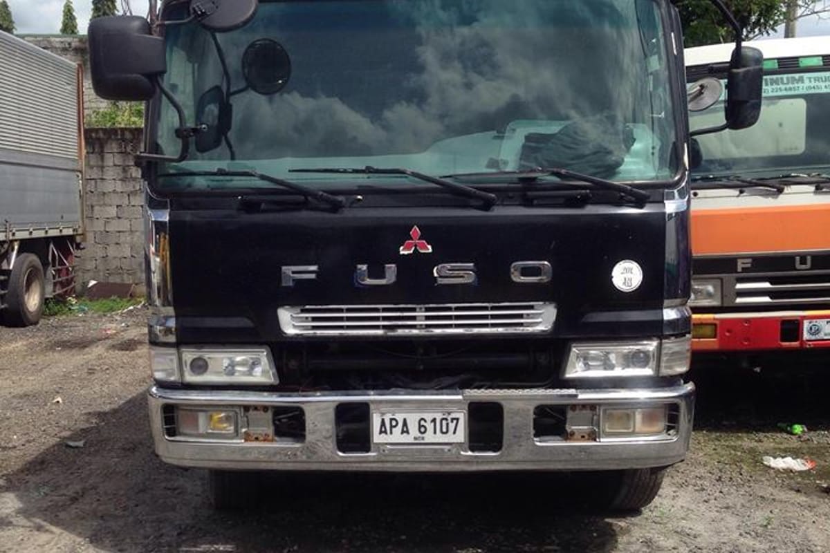 Mitsubishi Fuso Dropside Truck 2004