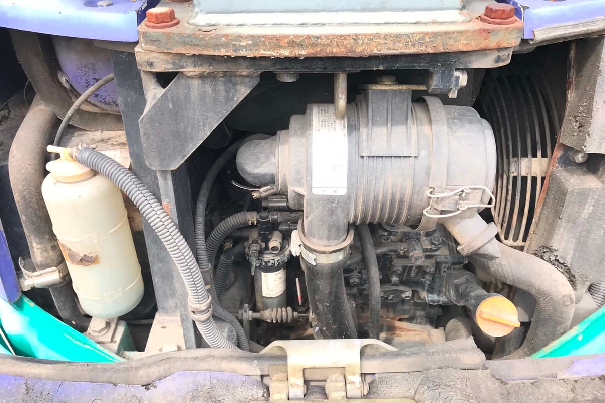 Komatsu Excavator PC15MR-1