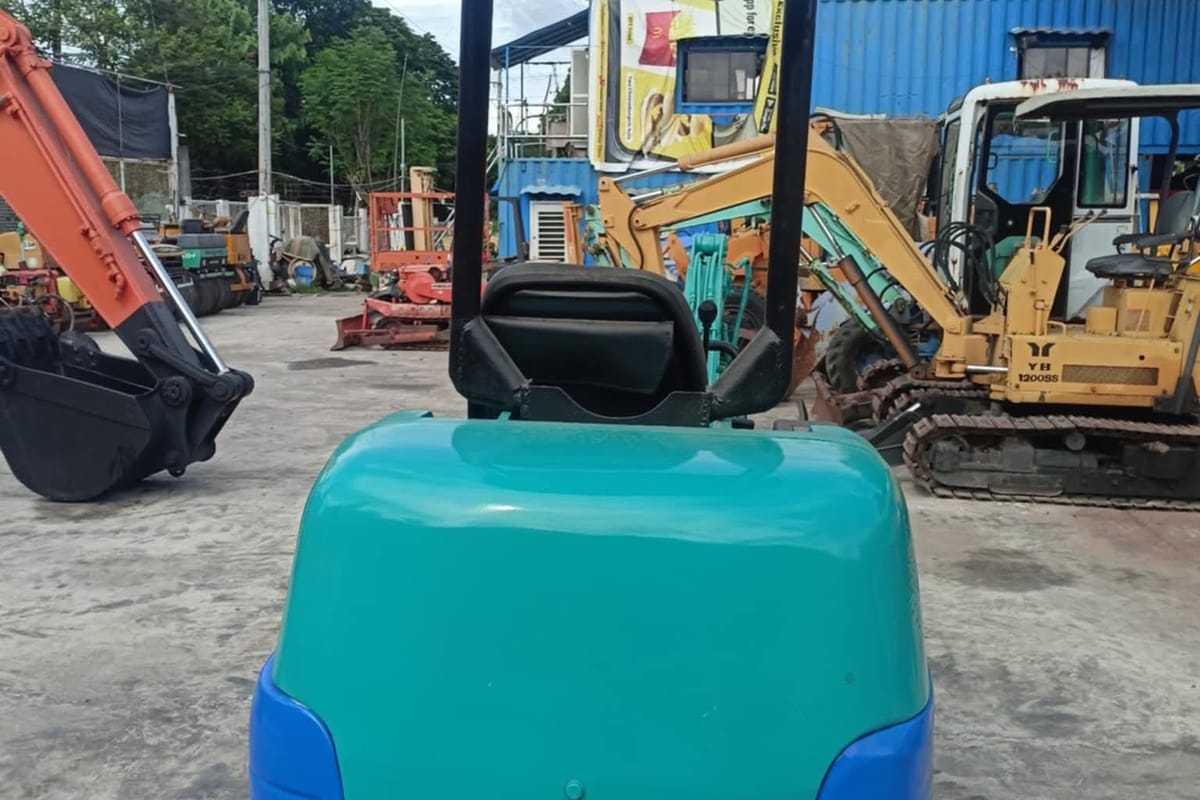 Komatsu Excavator PC07-2