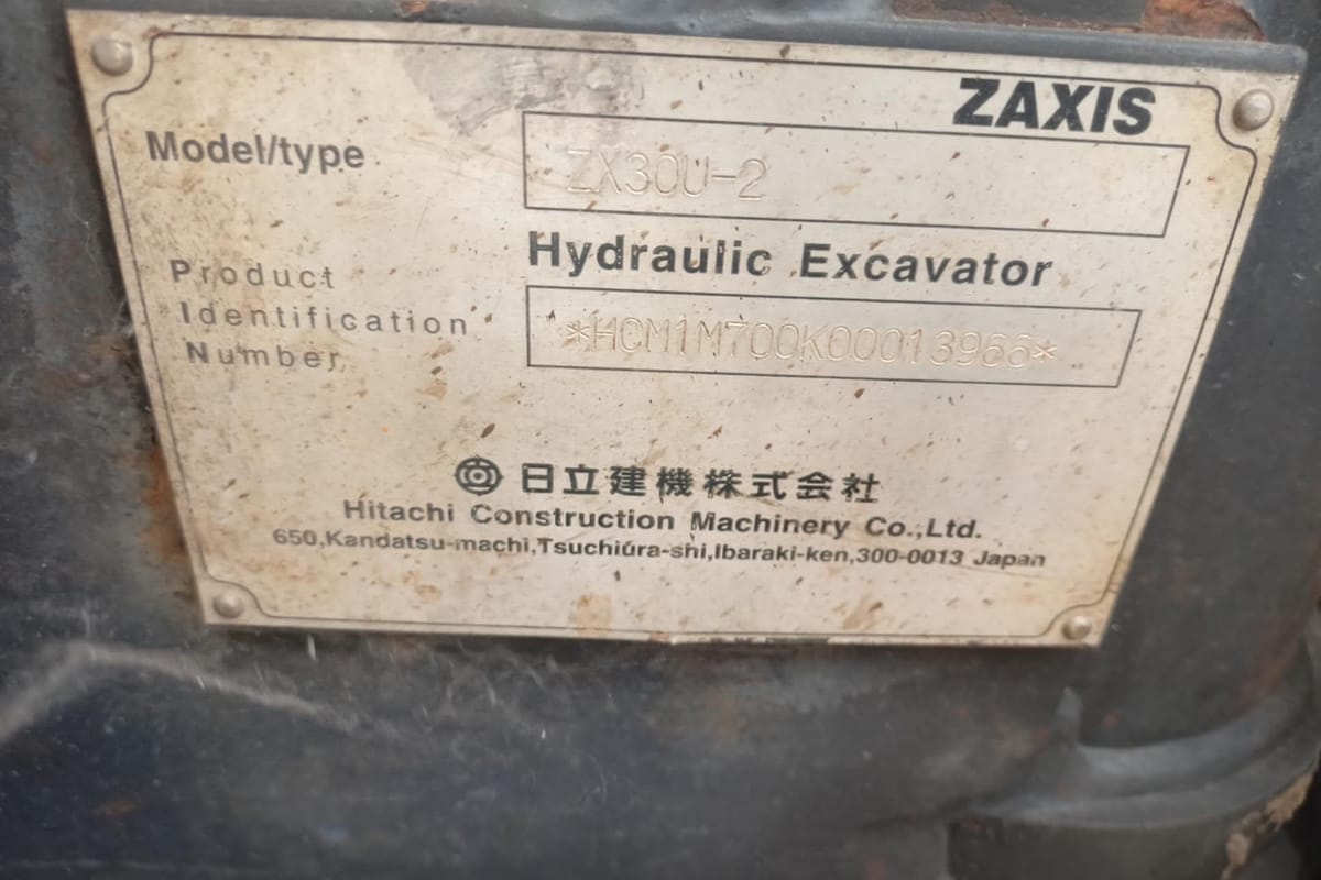 Hitachi Excavator ZX30U-2