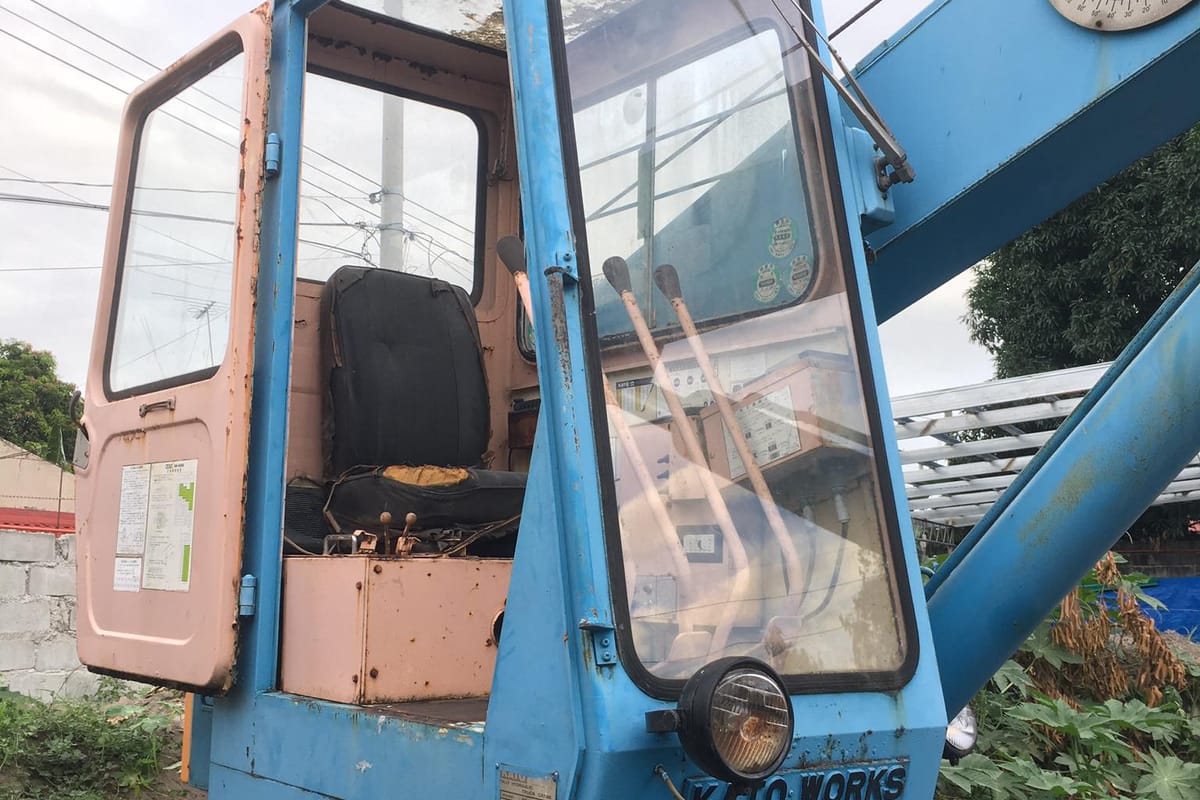 Mitsubishi Power Crane Truck 2015
