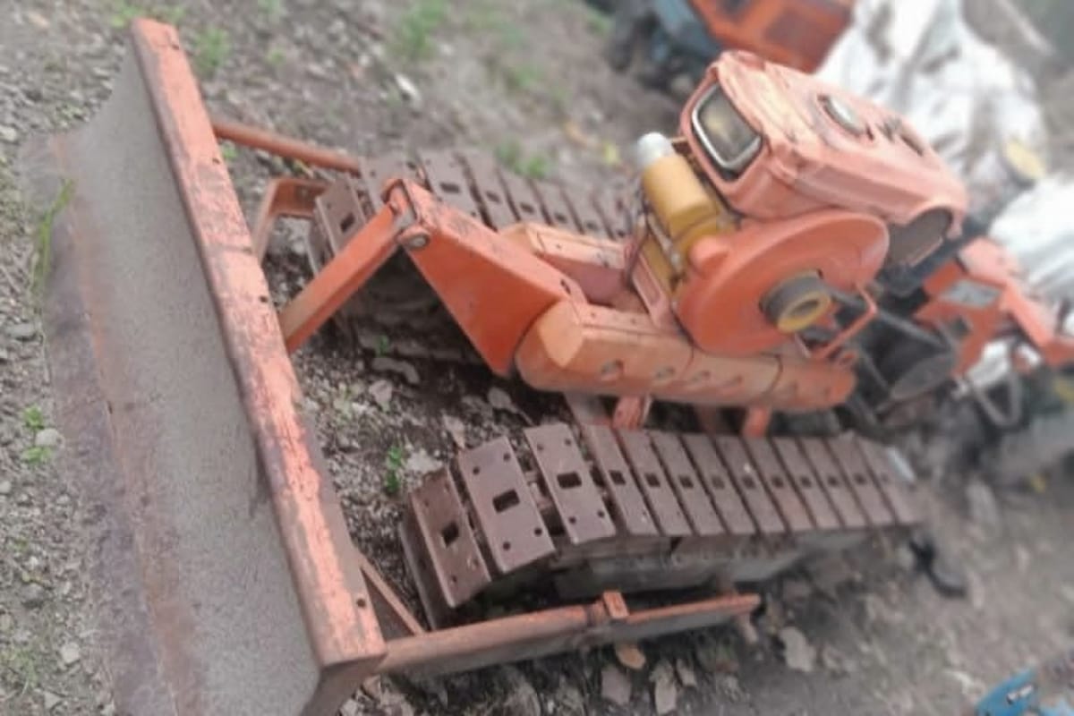 Kubota Hand Operated Mini Bulldozer
