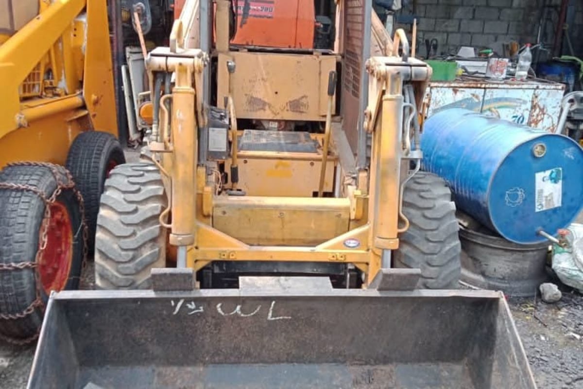 TOYOTA JUBSUN SKID LOADER