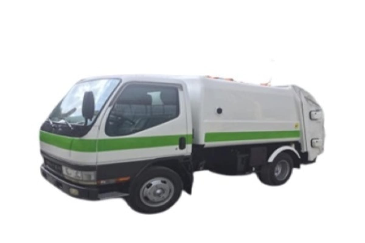 Mitsubishi Canter Garbage Compactor 2006