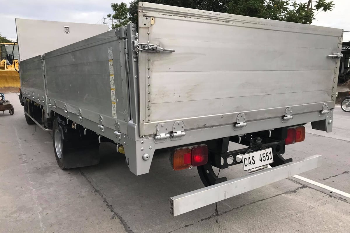 Fuso Dropside Truck 2006