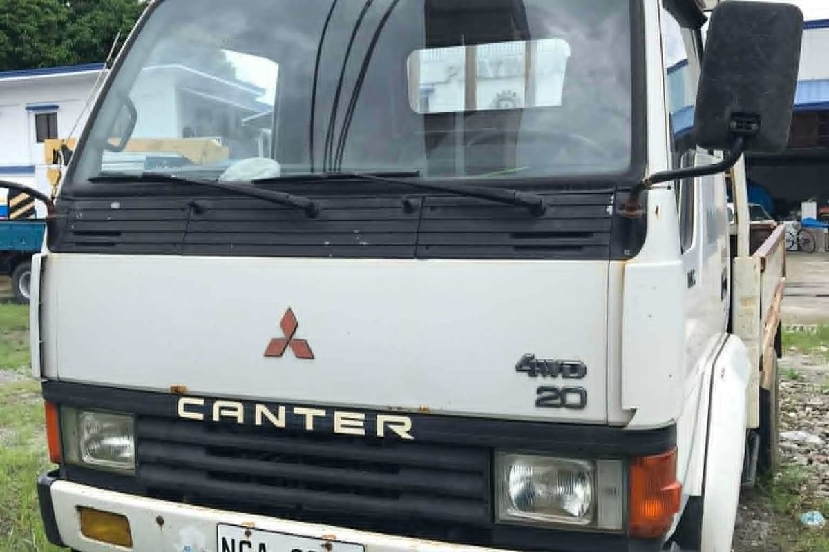 Mitsubishi Canter Dropside Truck With Crane 2TONS 2019