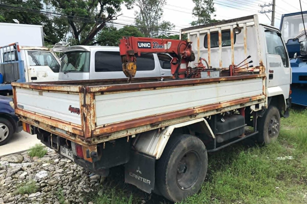 Mitsubishi Canter Dropside Truck With Crane 2TONS 2019