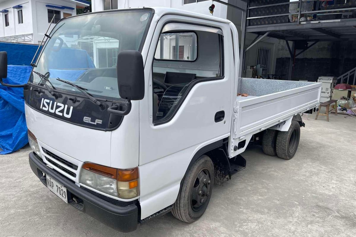 Isuzu Elf Dropside Truck 2017