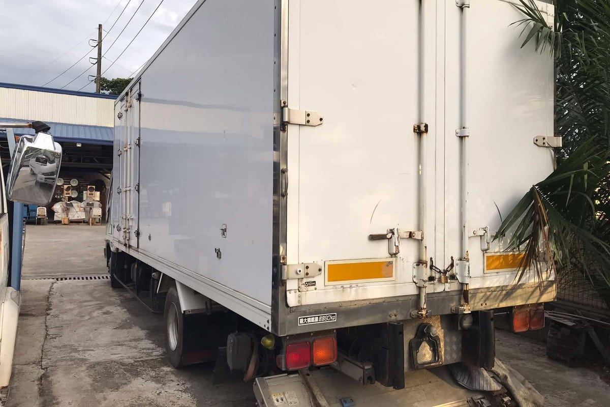 Fuso Fighter Reefer Van Truck 2006