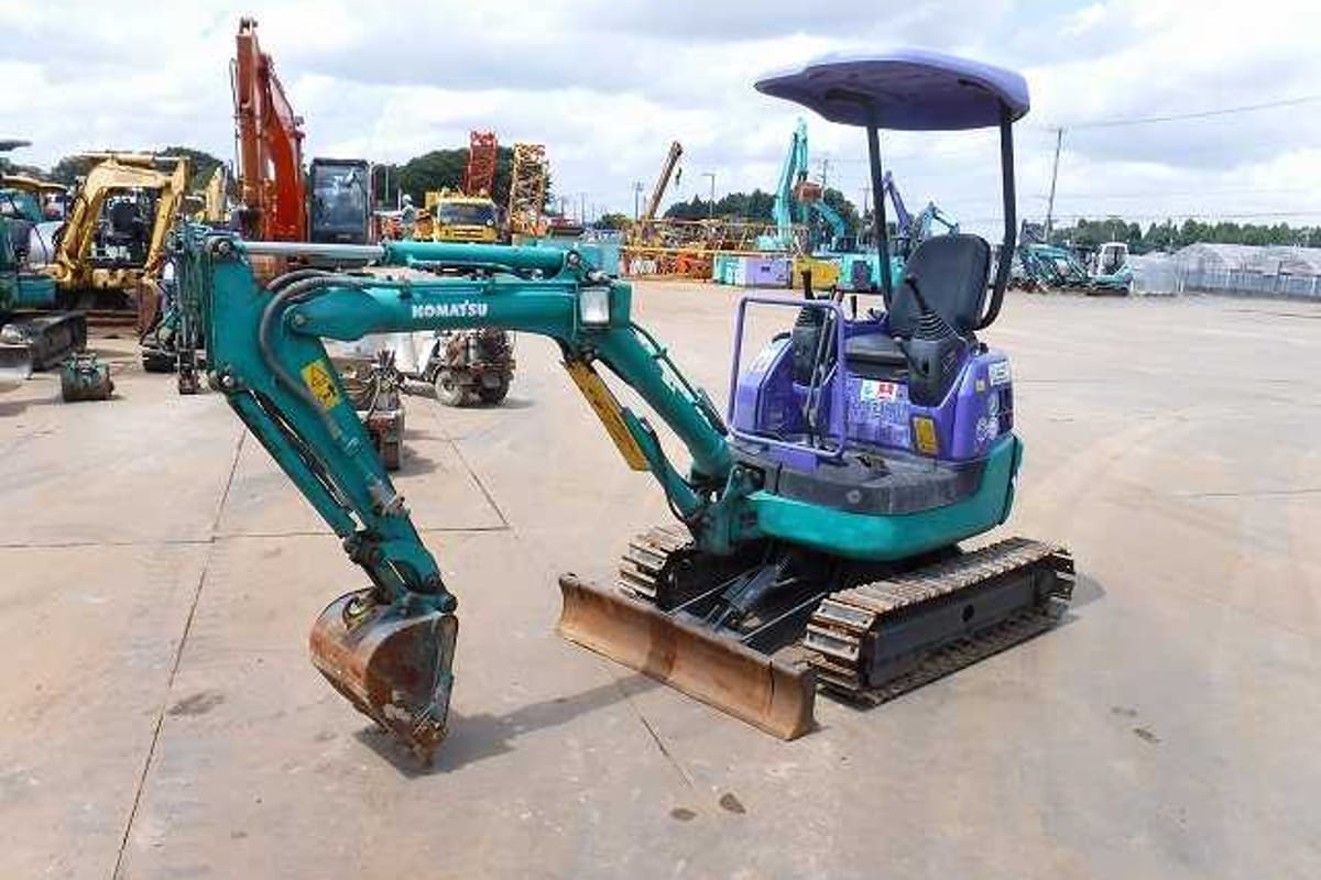 Komatsu Excavator PC15MR-1