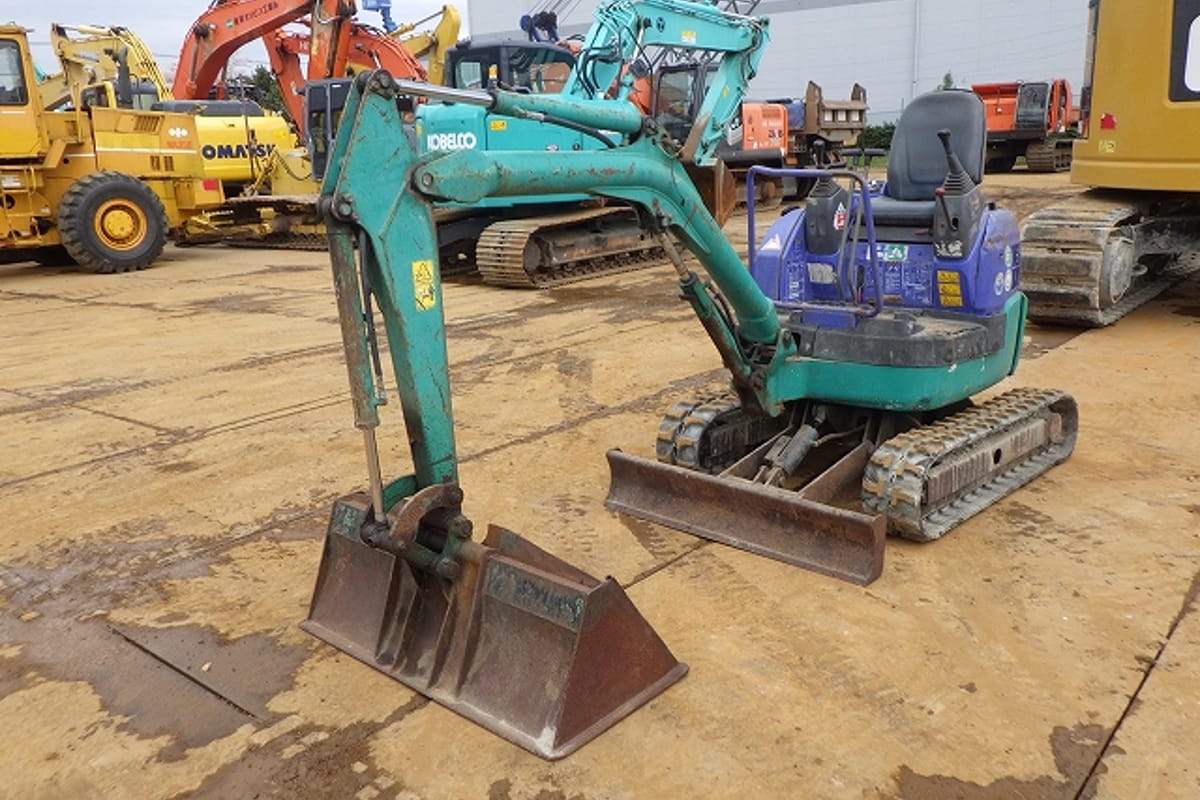 Komatsu Excavator PC15MR-1