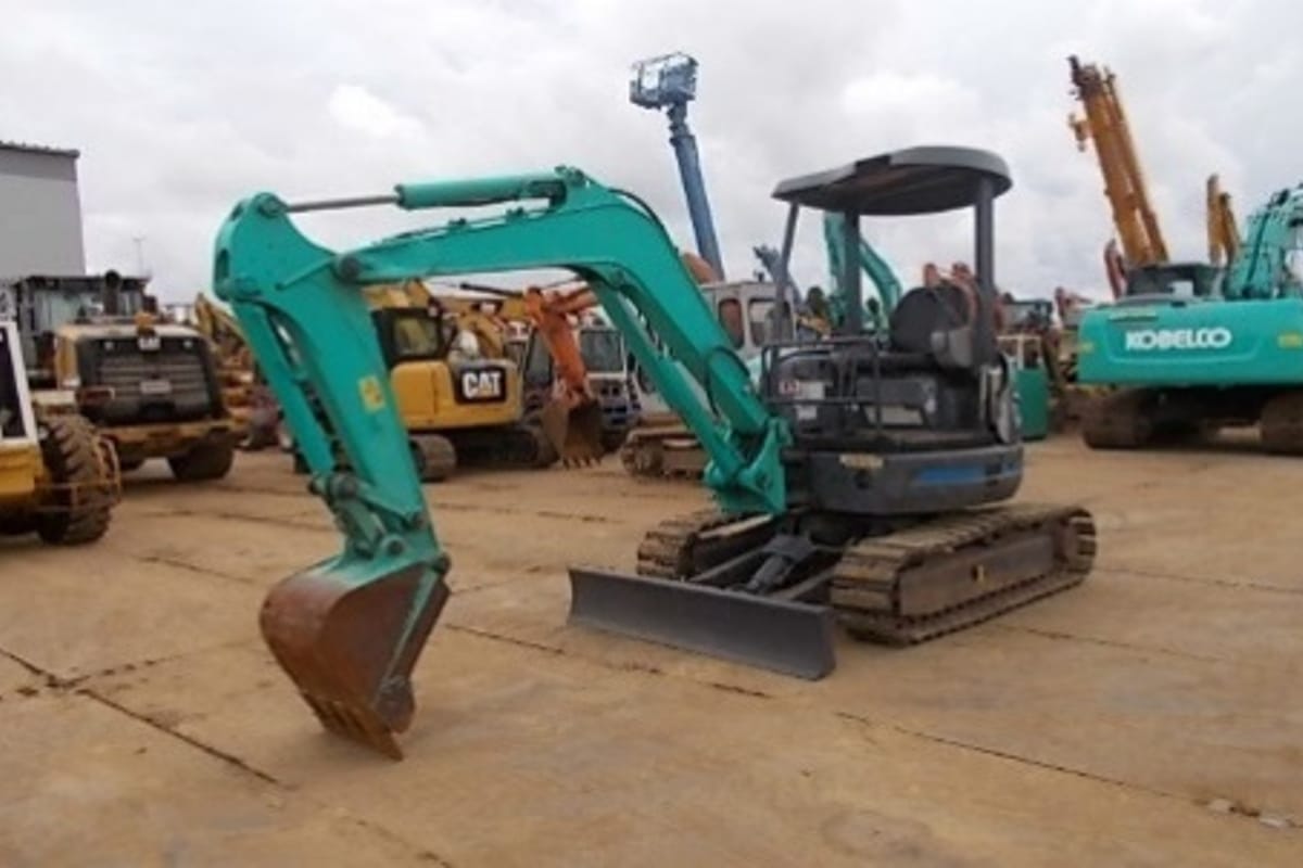 Kobelco Excavator SK30SR-3