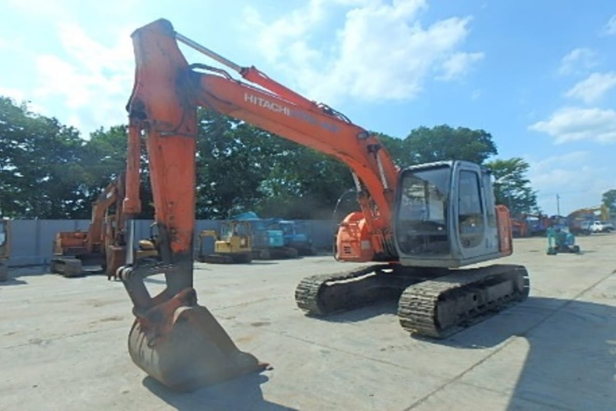 Hitachi Excavator EX135USR
