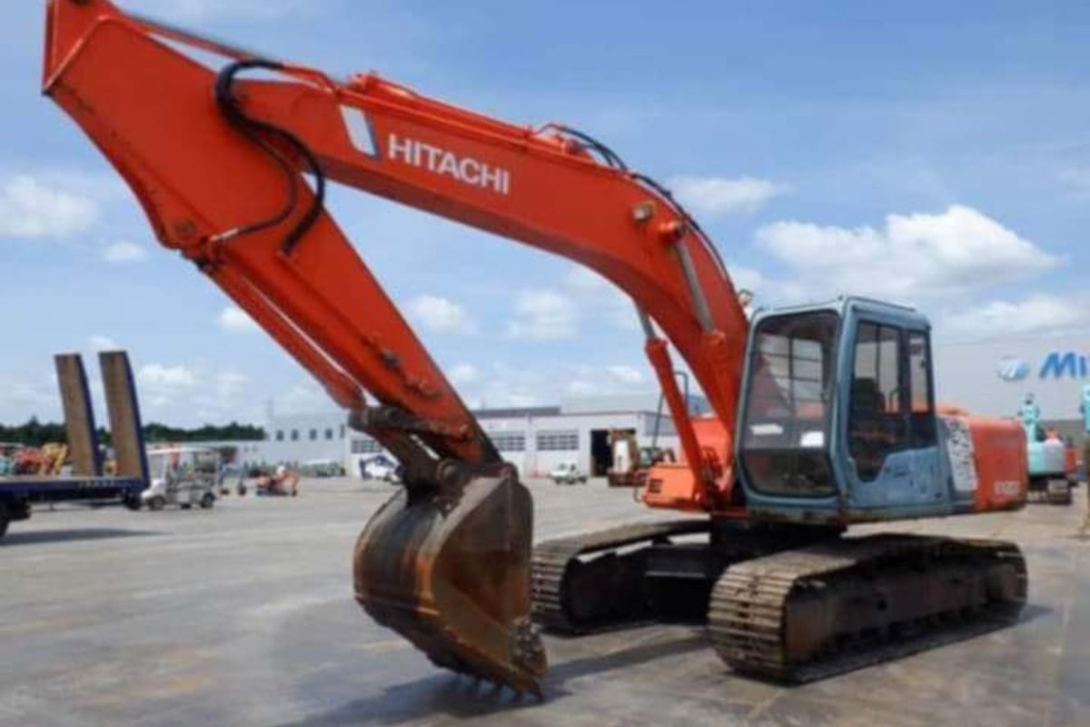 Hitachi Excavator EX200-3