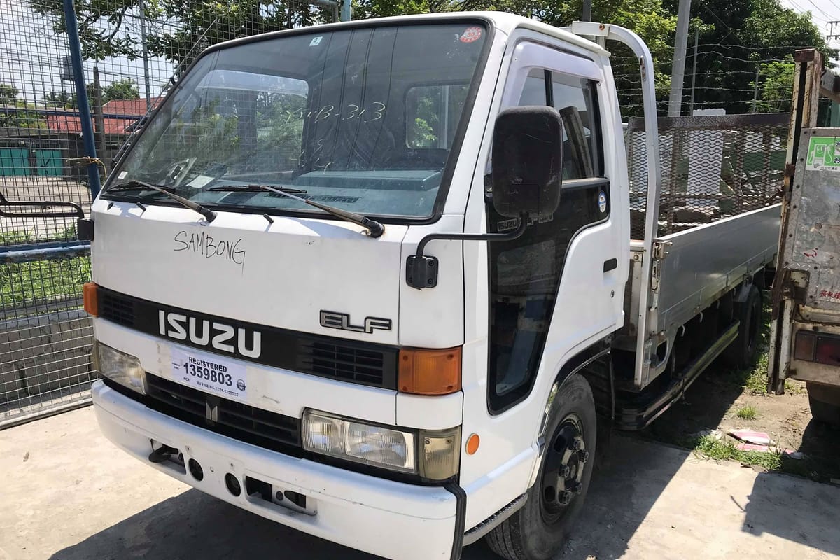 Isuzu Elf Dropside Truck 2005