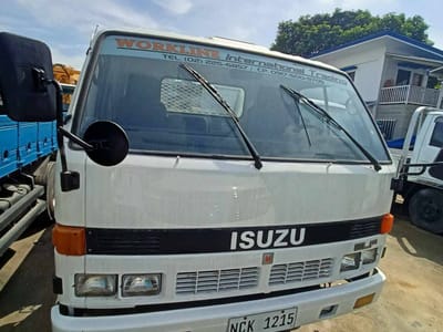 Isuzu Elf Self Loader 2002