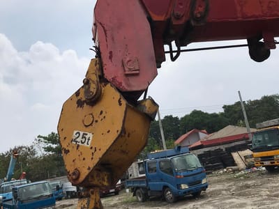 Isuzu Elf Dropside Truck W/ Crane 2019
