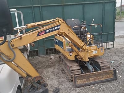 KOMATSU MINI EXCAVATOR