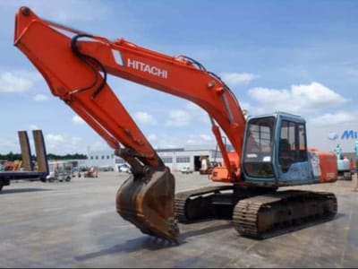 Hitachi Excavator EX200-3
