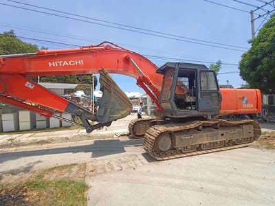 Hitachi Excavator EX400