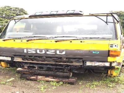 Isuzu Floating Cowl